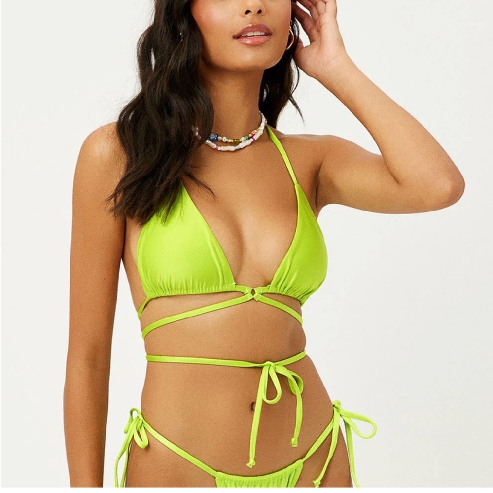 Frankie’s Bikinis set
